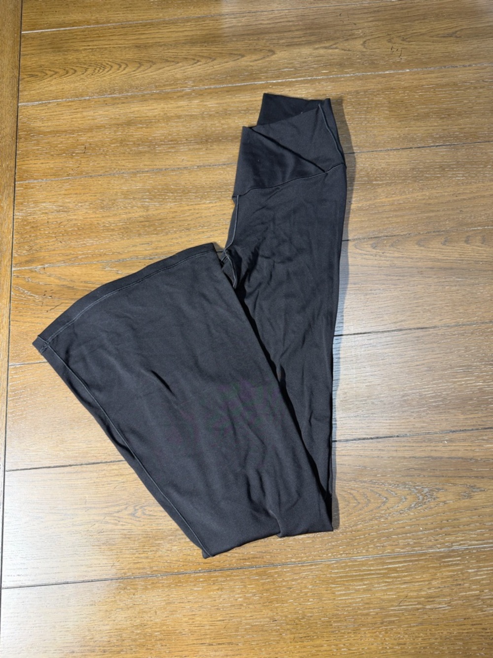 OFFLINE by Aerie High Waisted Crossover Black Flare Leggings Size Small